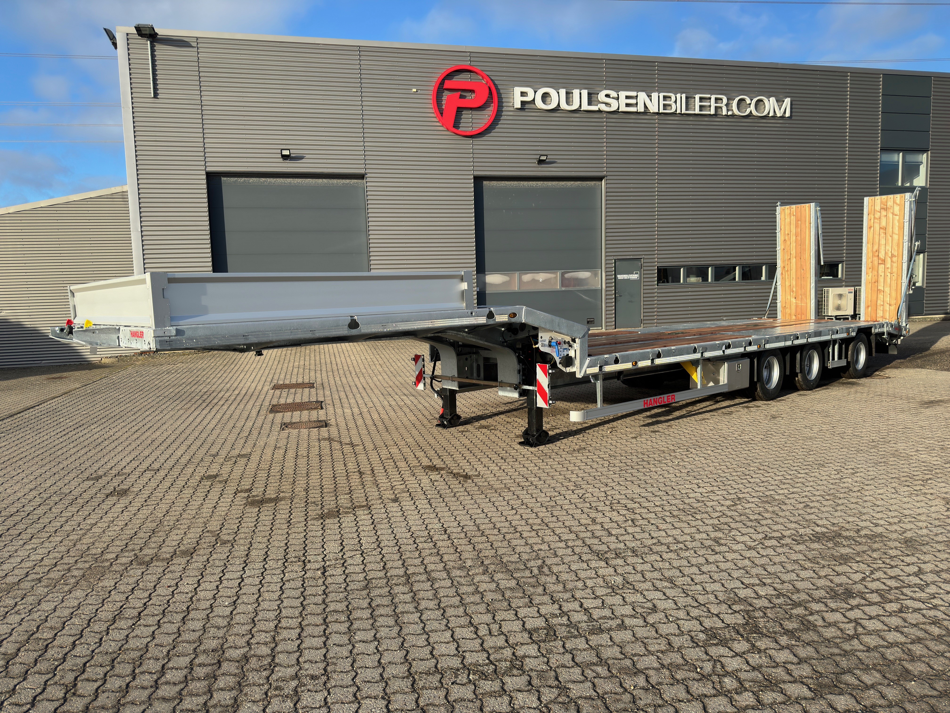 Hangler Hangler 3-aks 3,60m ramper Maskintrailer