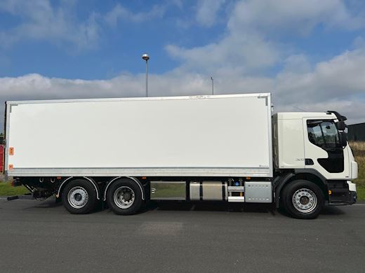 Volvo FE320 6x2*4 Fast kasse - 2