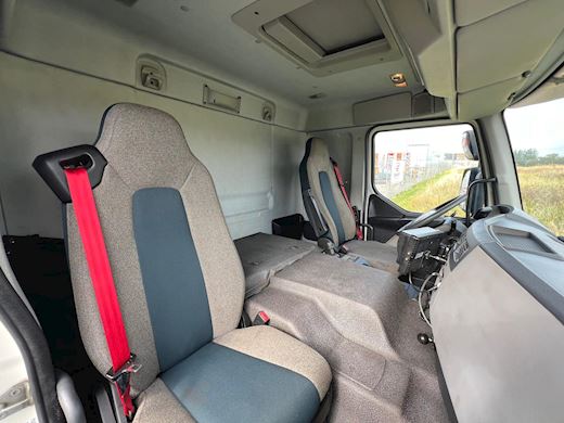 Volvo FE320 6x2*4 Fast kasse - 24