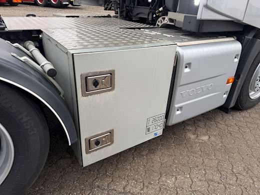 Volvo FH460 6x2 Lowdeck Pusher Sattelzugmaschine - 19