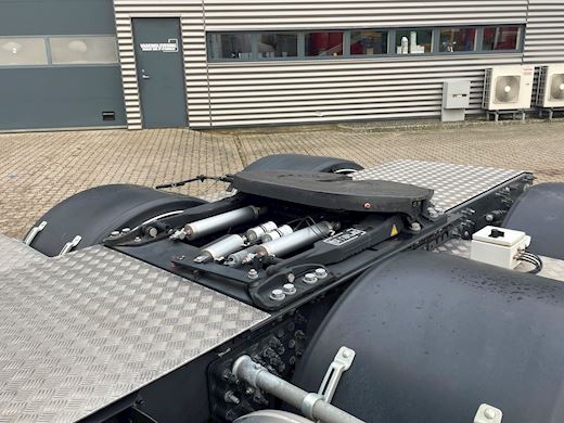 Volvo FH460 6x2 Lowdeck Pusher Sattelzugmaschine - 17