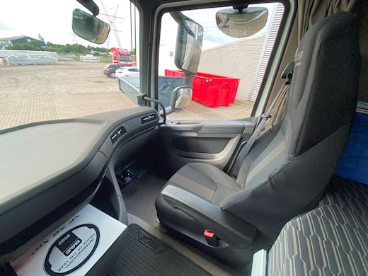 DAF XF480 6x2 Distribution Koffer aufbau - 15