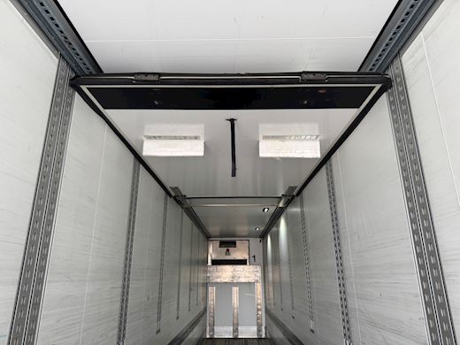 Schmitz 3-aks køletrailer med lift + doublestock Køle - 11