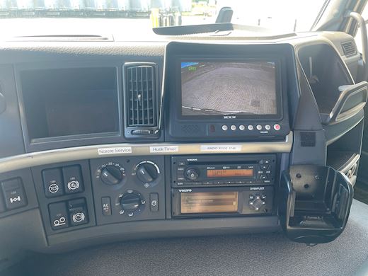 Volvo FM330 m.heldækkende rampe Knæklad - 15