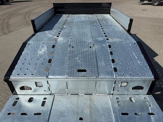 Hangler 3-aks AgroLine maskintrailer med hjulbrønde Maskintrailer - 9