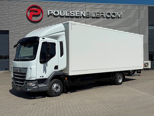 DAF XB 230 Fast Kasse m. lift, Fast kasse