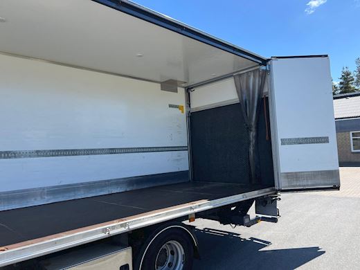 Volvo FL250 foldedørskasse Fast kasse - 8