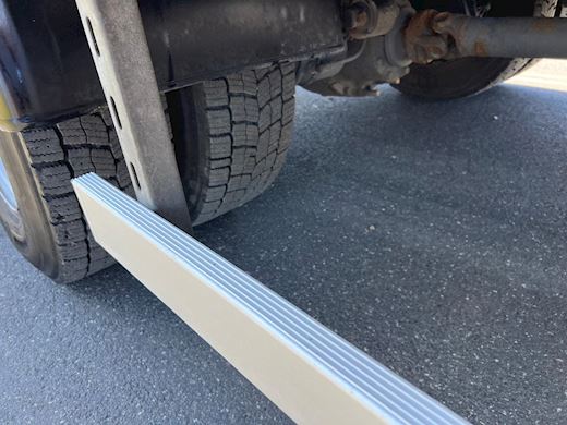 Volvo FL250 foldedørskasse Fast kasse - 17