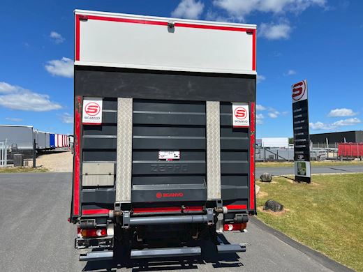 Volvo FL250 foldedørskasse Fast kasse - 4