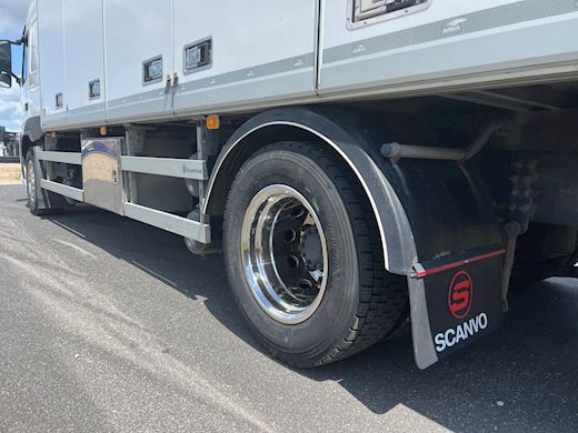 Volvo FM330 Foldedørskasse Fast kasse - 19