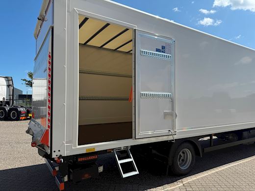 DAF XB 230 Fast Kasse m. lift Koffer aufbau - 5