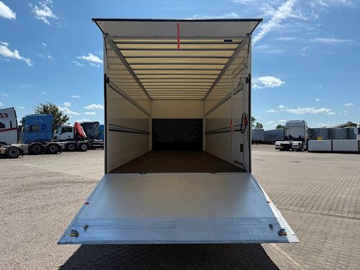DAF XB 230 Fast Kasse m. lift Koffer aufbau - 6