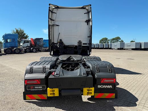 Scania S770 6x2 V8 Tractor unit - 5