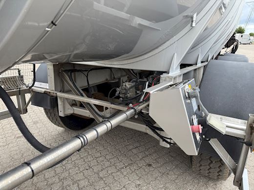 Hobur FP 3-aks 34m3 gylletrailer Gülle Auflieger - 23