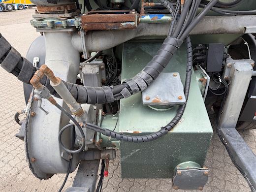 A.P. Gyllevogne 4-aks 38m3 gylletrailer Slurry Tanker - 16
