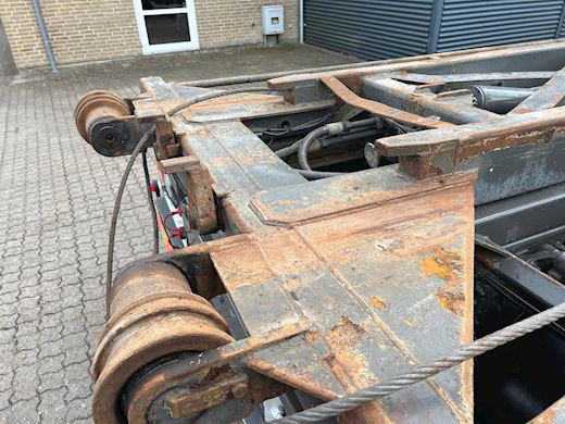 Mercedes-Benz Antos 2543 m. wirehejs Pulley - 13