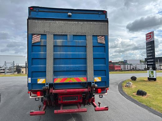 Scania P320 Closed box - 3