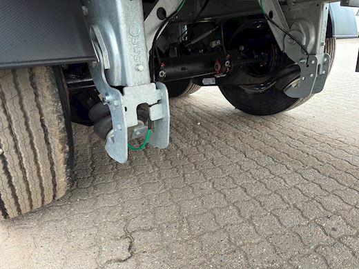 Hangler 3-aks 45-tons gardintrailer truckbeslag Curtains - 16