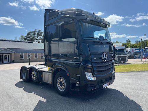 Mercedes-Benz Actros 2545 LS, Trækker