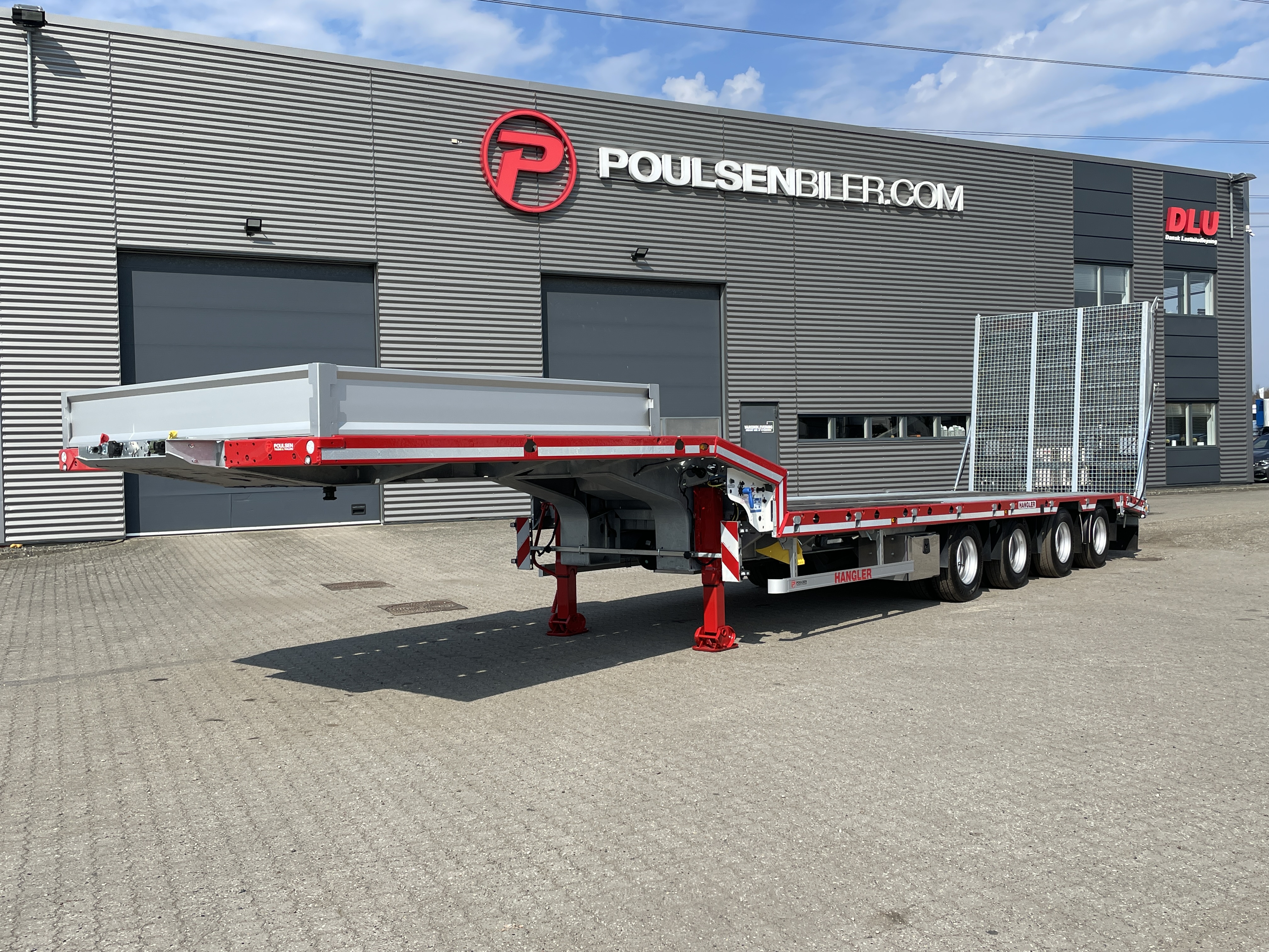 Hangler Hangler 4-aks 4,20m 2-delt heldækkende rampe Maskintrailer