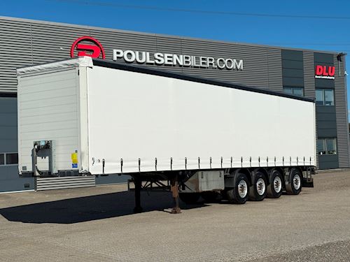 BP Trailer 4-aks med truck beslag, Curtains