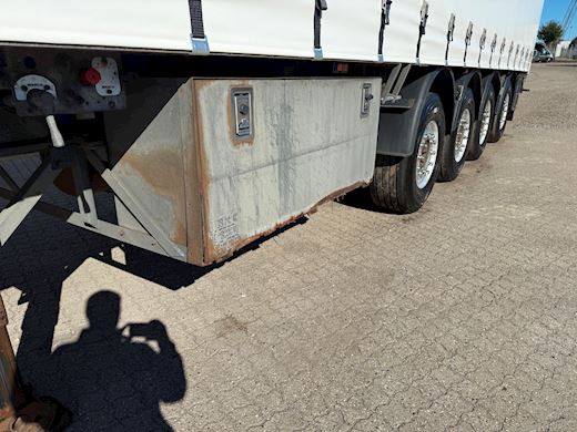 BP Trailer 4-aks med truck beslag Curtains - 7