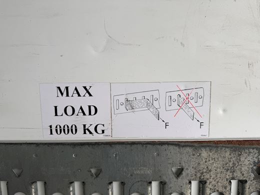 Mercedes-Benz Antos 2533L 6x2*4 Closed box - 10