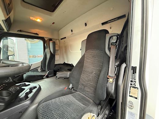 Mercedes-Benz Antos 2533L 6x2*4 Closed box - 12