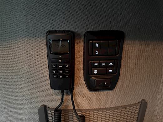 Scania S460 4x2 Mega Trækker - 14