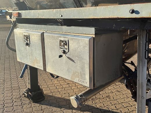 Intercunsult 3-aks tanktrailer 3-rum Tankopbygning - 11