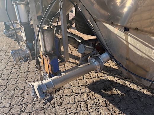 Intercunsult 3-aks tanktrailer 3-rum Tankopbygning - 15