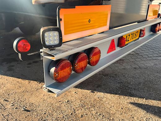 AMT 3-aks ligeud trailer m. containerlåse Åben - 10