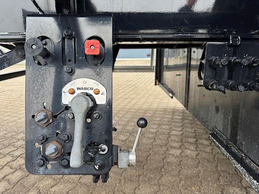 Kel-Berg 4-aks 83m3 HARDOX tiptrailer Kippanhänger - 30