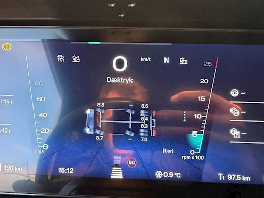 Scania S560 6x2/4 Twinsteer Tractor unit - 19