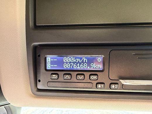 Scania S560 6x2/4 Twinsteer Tractor unit - 20