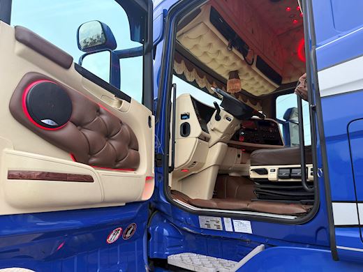 Scania R520 6x2 med plysning Tractor unit - 35