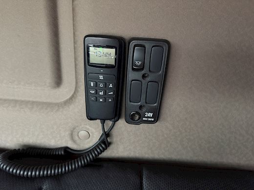 Scania P410 4x2 Tractor unit - 18