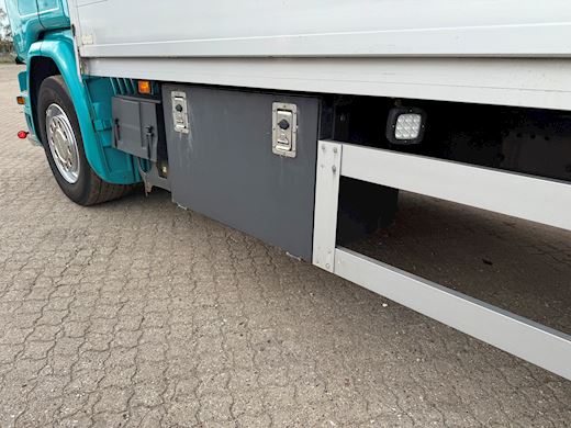 Scania G320 4x2 Curtain-Sider - 9