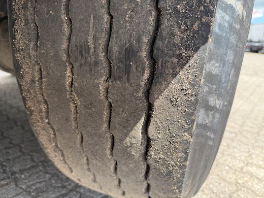 AMT 4-aks 36m3 letvægt tiptrailer m. automatpresenning Tip - 17