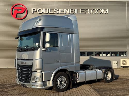 DAF XF460 MEGA, Trækker