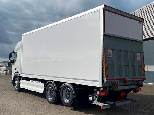 DAF XF480 6x2 Distribution Fast kasse - 6