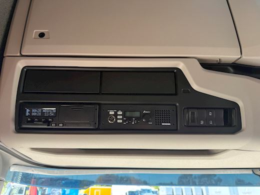 Scania S770 6x2 V8 Tractor unit - 20