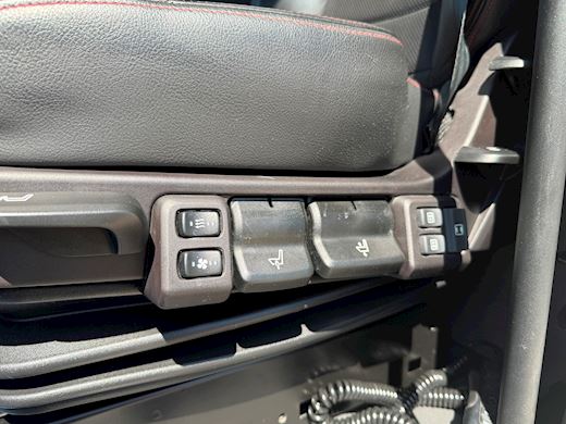 Scania S770 6x2 V8 Tractor unit - 9