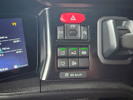 Scania S660 2950 6x2 Tractor unit - 17