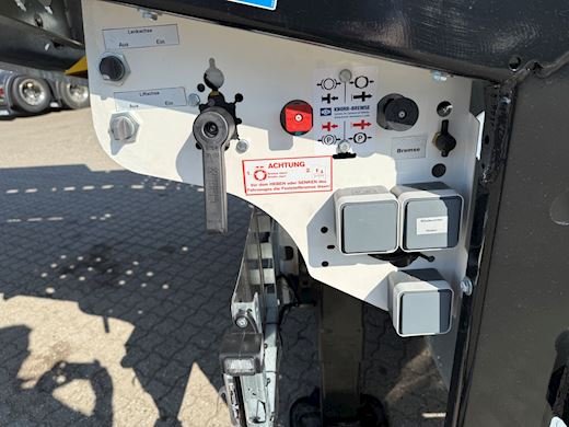 Hangler 3-aks AgroLine maskintrailer med hjulbrønde Maskintrailer - 29