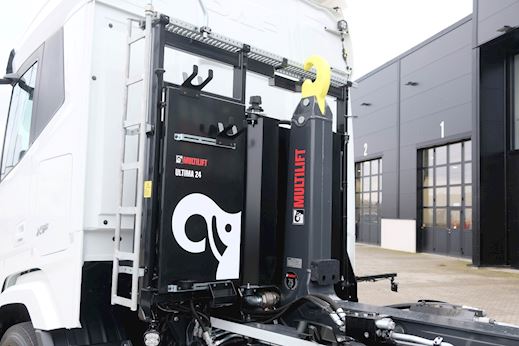 DAF 8x4*4 Hiab 24 tons kroghejs Kroghejs - 8