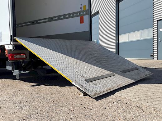 Renault D16.280 Foldedørskasse Fast kasse - 14