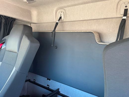 Renault D16.280 Foldedørskasse Fast kasse - 20