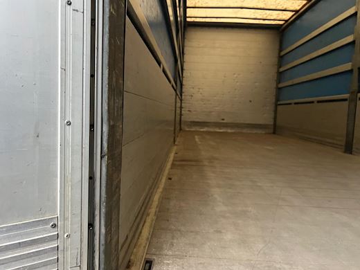 Scania P280 B 4x2 NB Gardin - 13