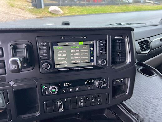 Scania P280 B 4x2 NB Gardin - 8